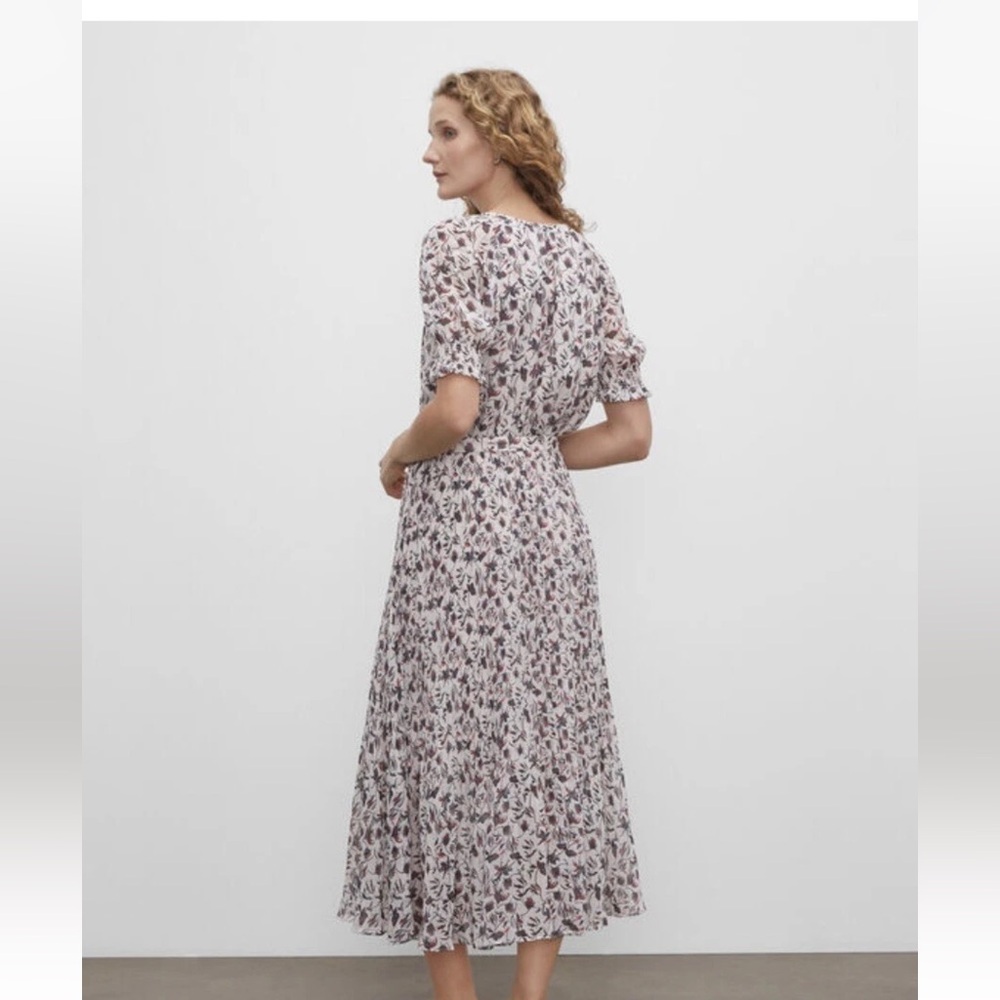 Club Monaco Floral Smocked Cuff Pleated Dress size 2 - Picture 2 of 4